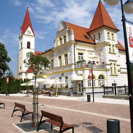 Hotel Margit Trenčianske Teplice Extérieur photo