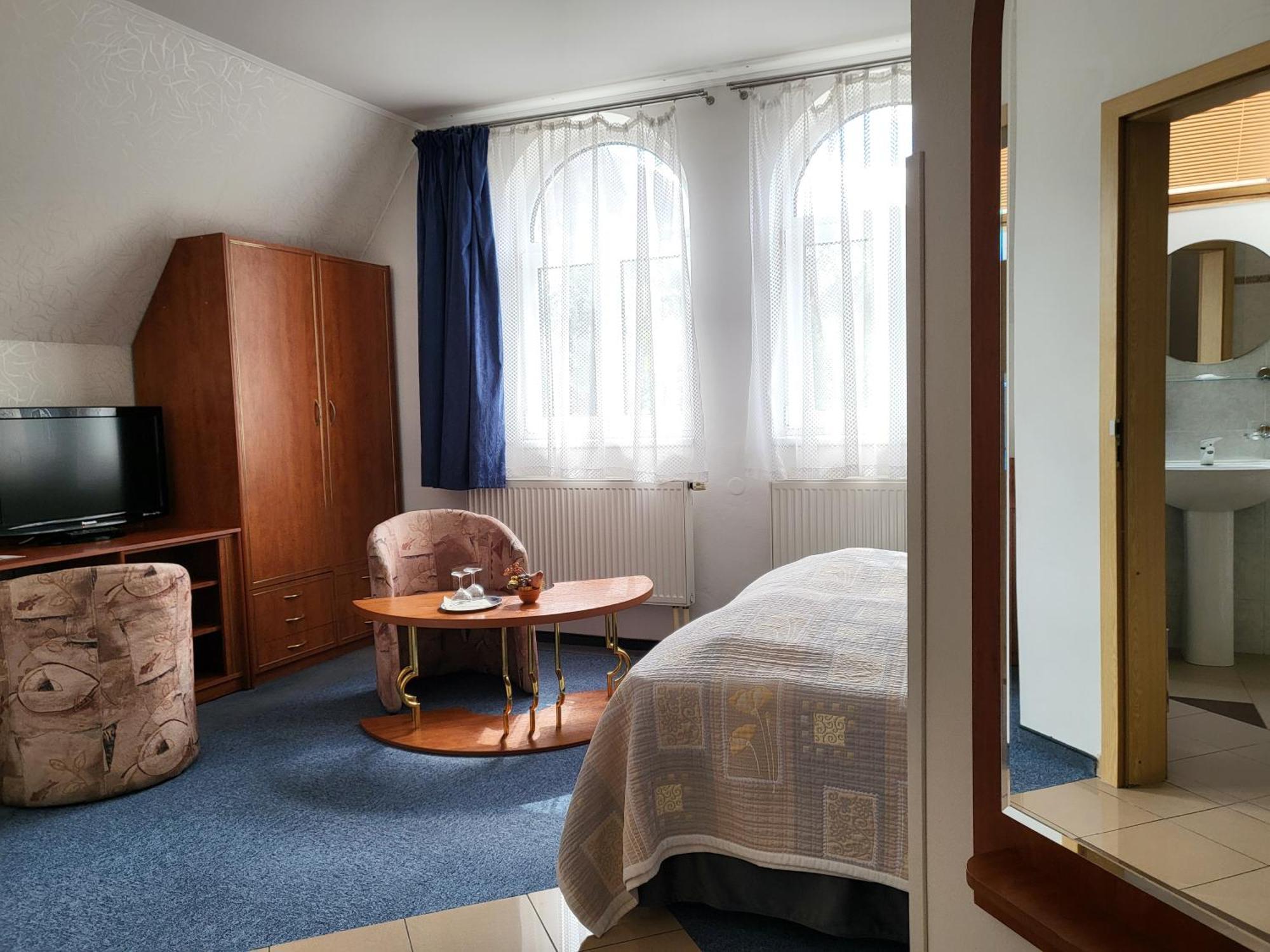 Hotel Margit Trenčianske Teplice Extérieur photo