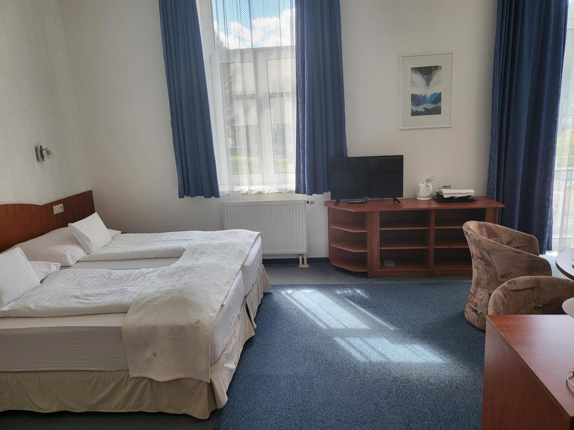 Hotel Margit Trenčianske Teplice Extérieur photo