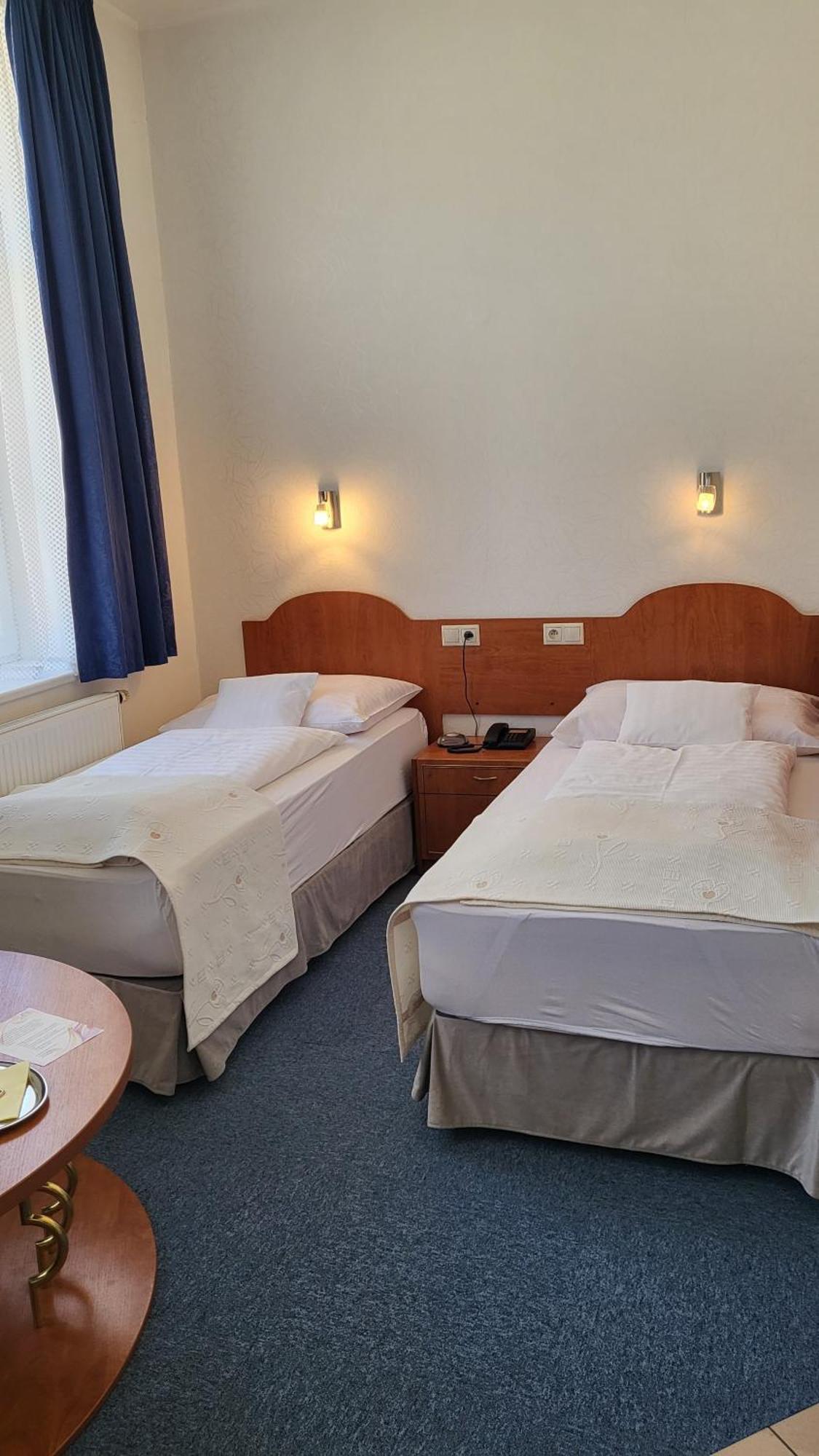 Hotel Margit Trenčianske Teplice Extérieur photo