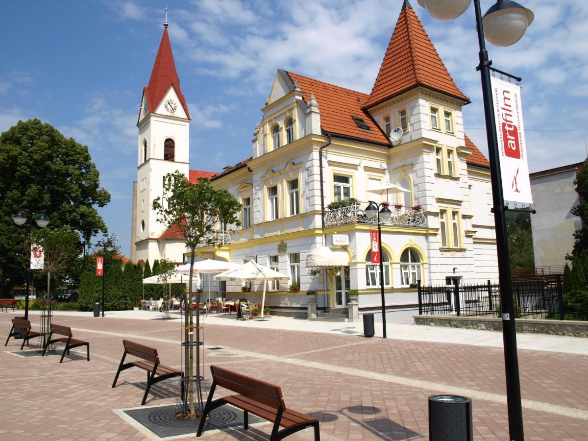 Hotel Margit Trenčianske Teplice Extérieur photo